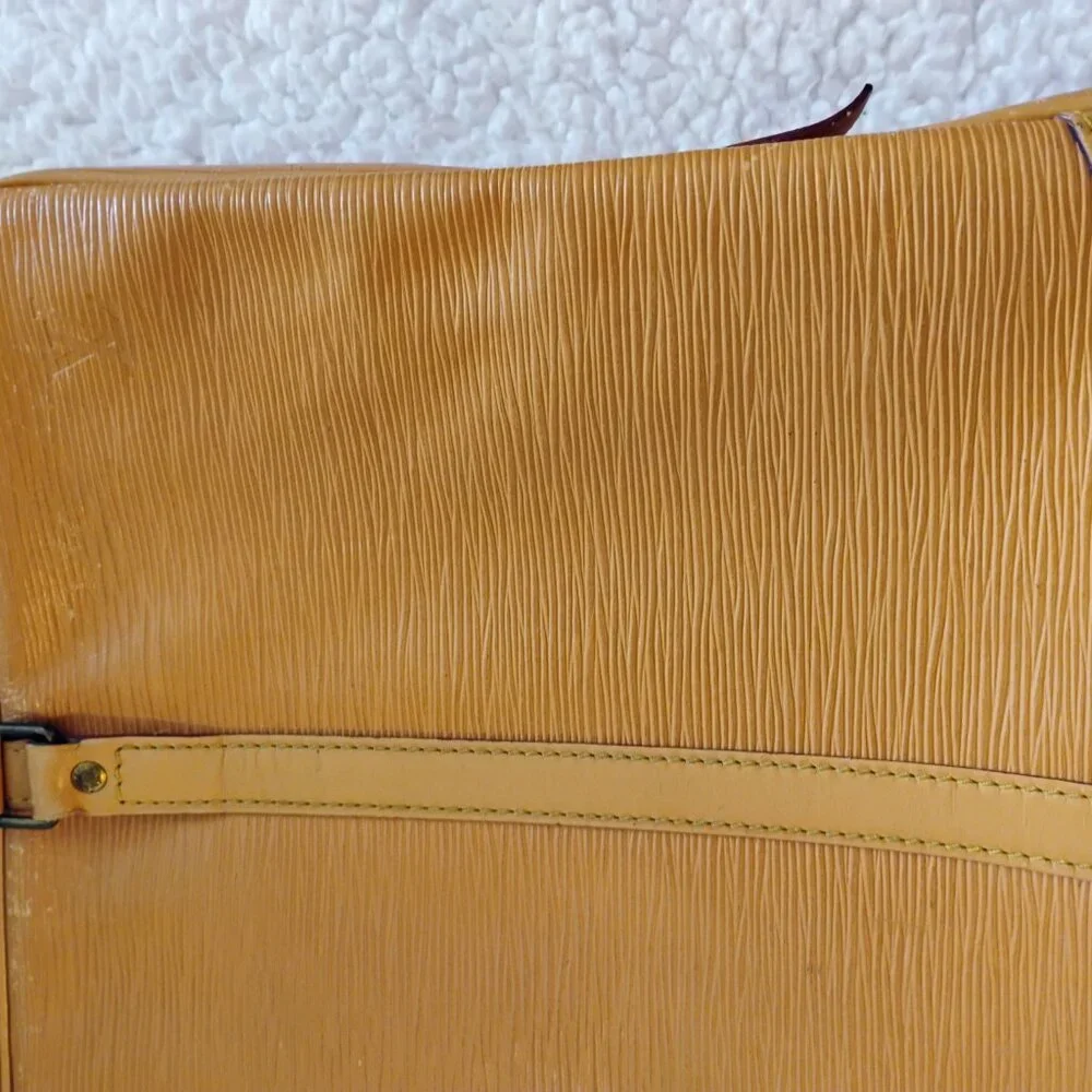Louis Vuitton Epi Leather Porte Documents Travel Briefcase Men Women